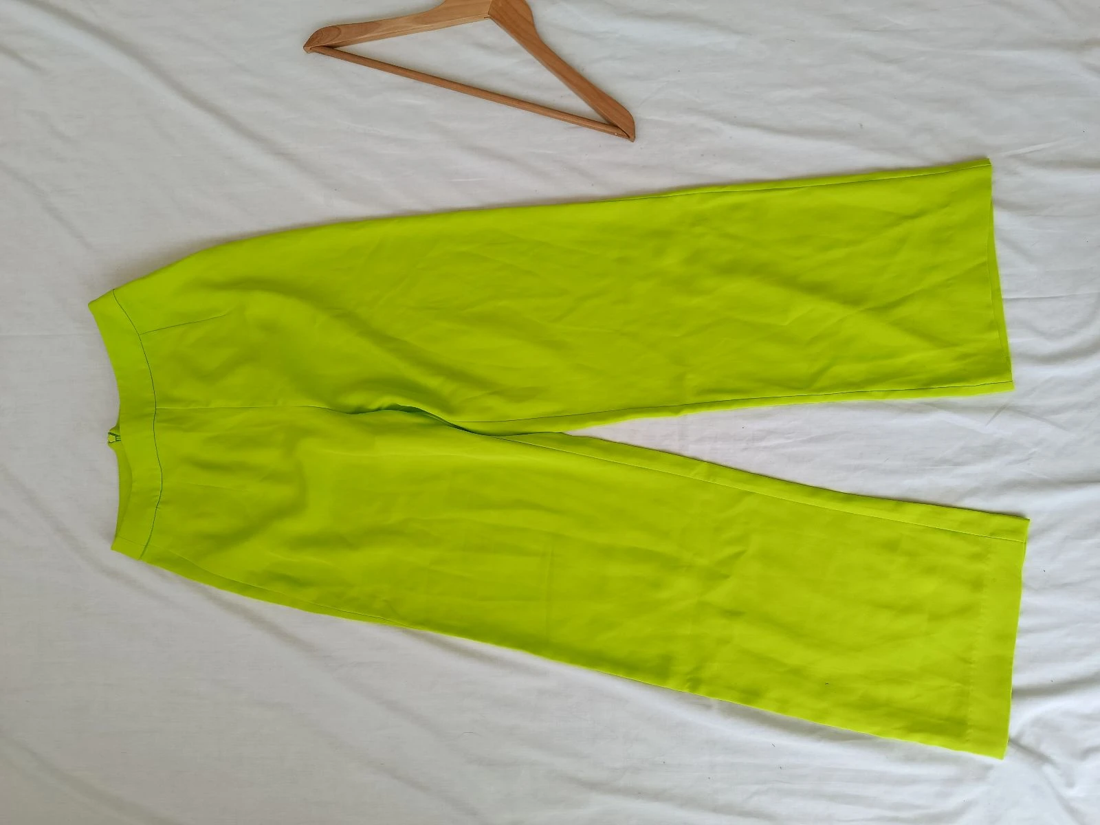 Pantalón de talle alta y piernas anchas Meshki talla L verde flash – photo 2